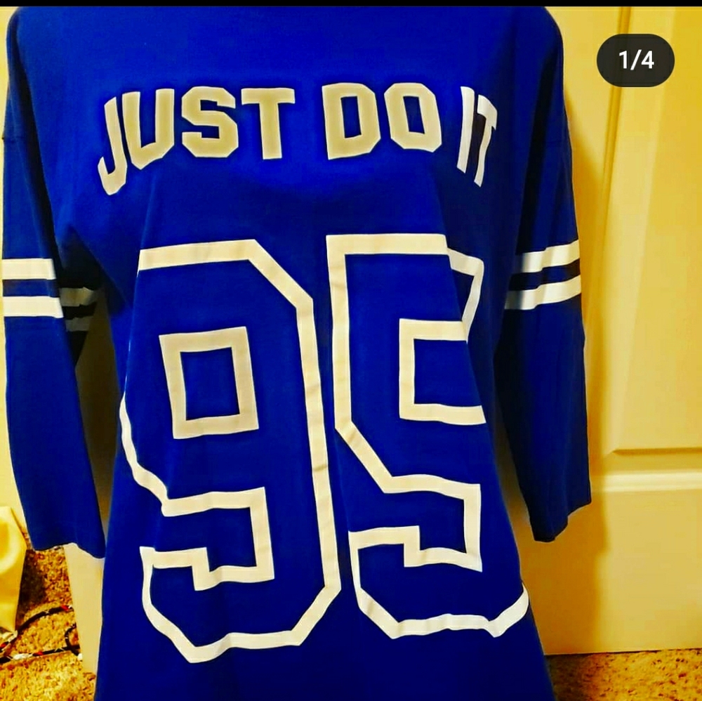 Just do it NIKE tee